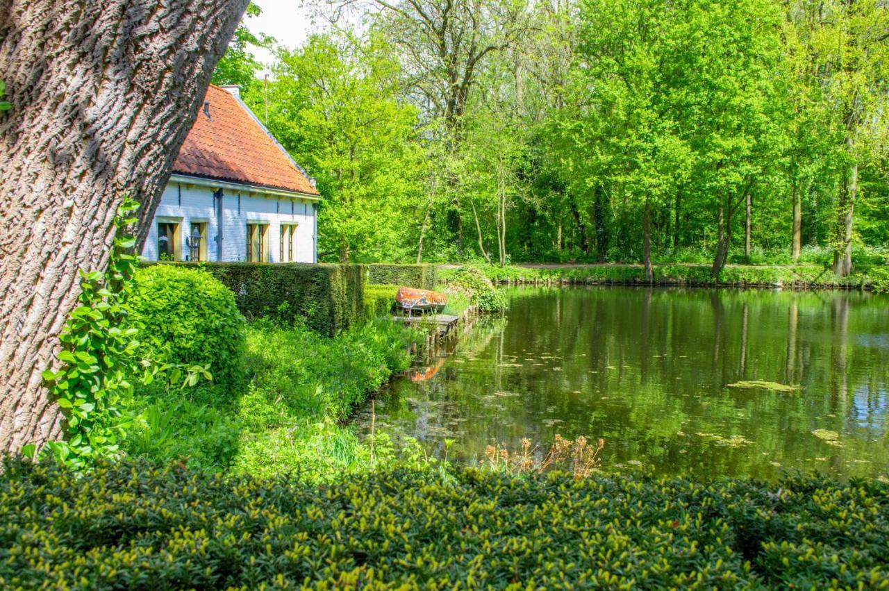 Het Kasteel Van Rhoon Het Koetshuys B&B 외부 사진